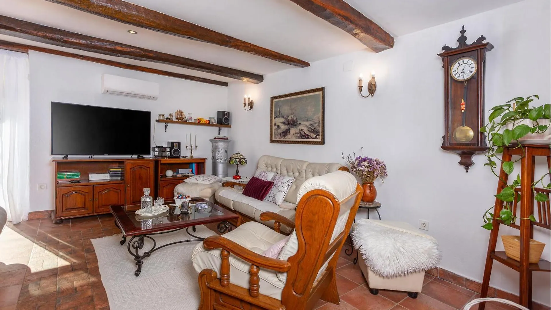 2 Bedroom Beautiful Home In Gornji Lopci Vratnik 0*,  Croatia