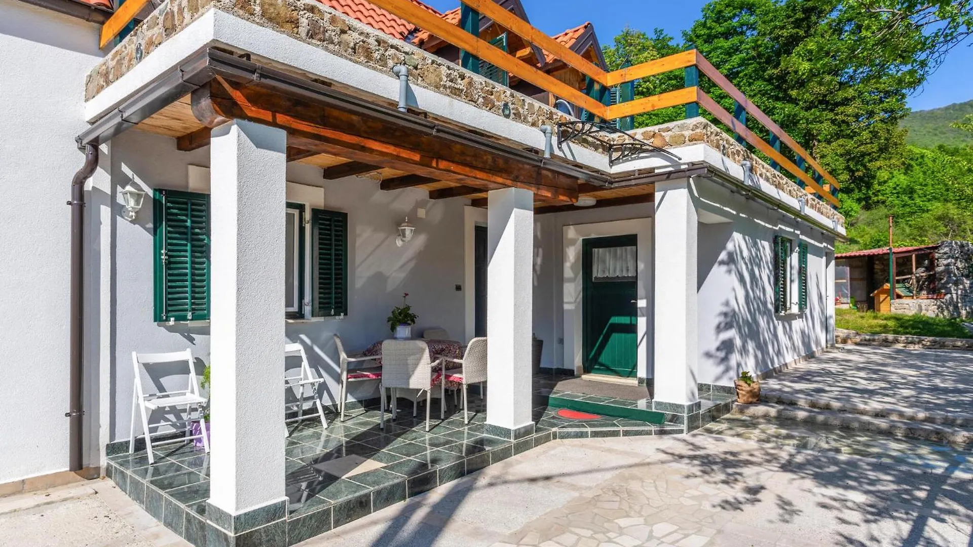 Prázdninový dům 2 Bedroom Beautiful Home In Gornji Lopci Vratnik
