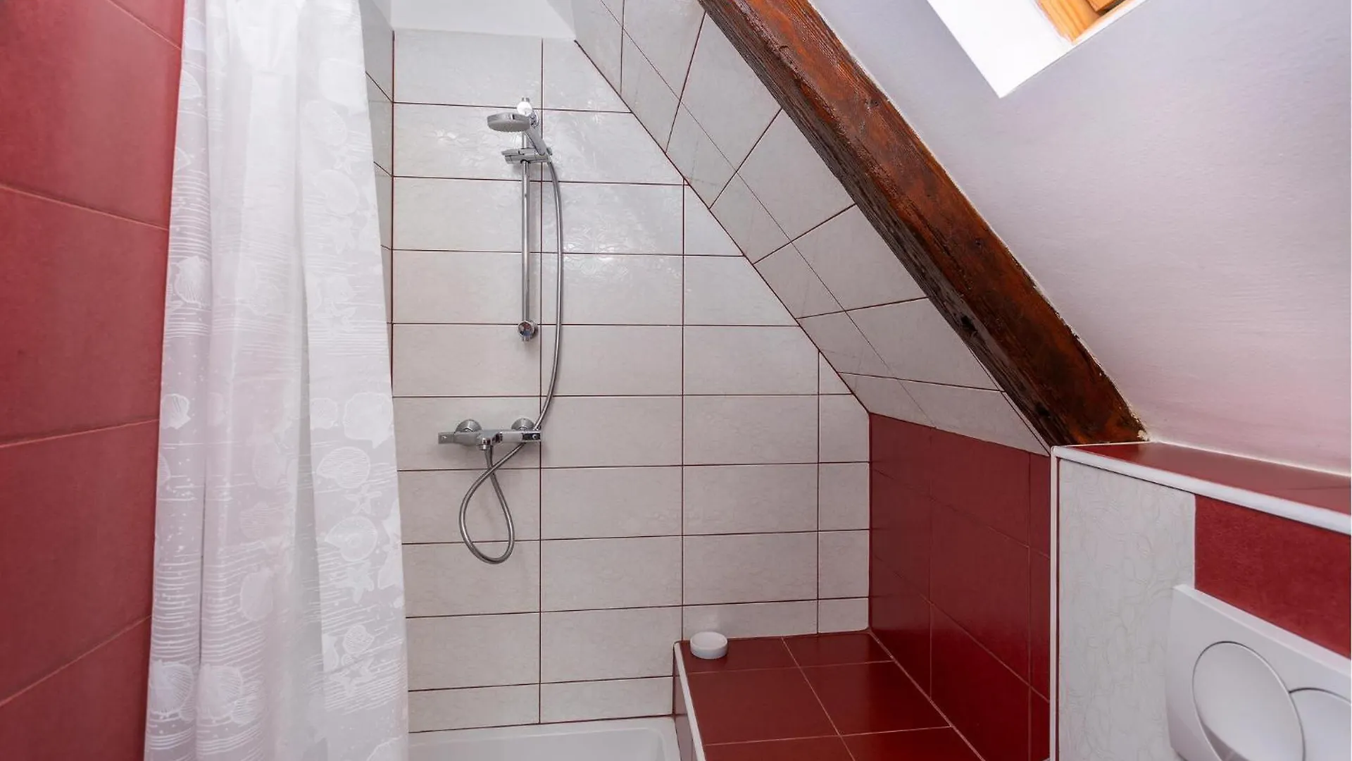 Prázdninový dům 2 Bedroom Beautiful Home In Gornji Lopci Vratnik Chorvatsko
