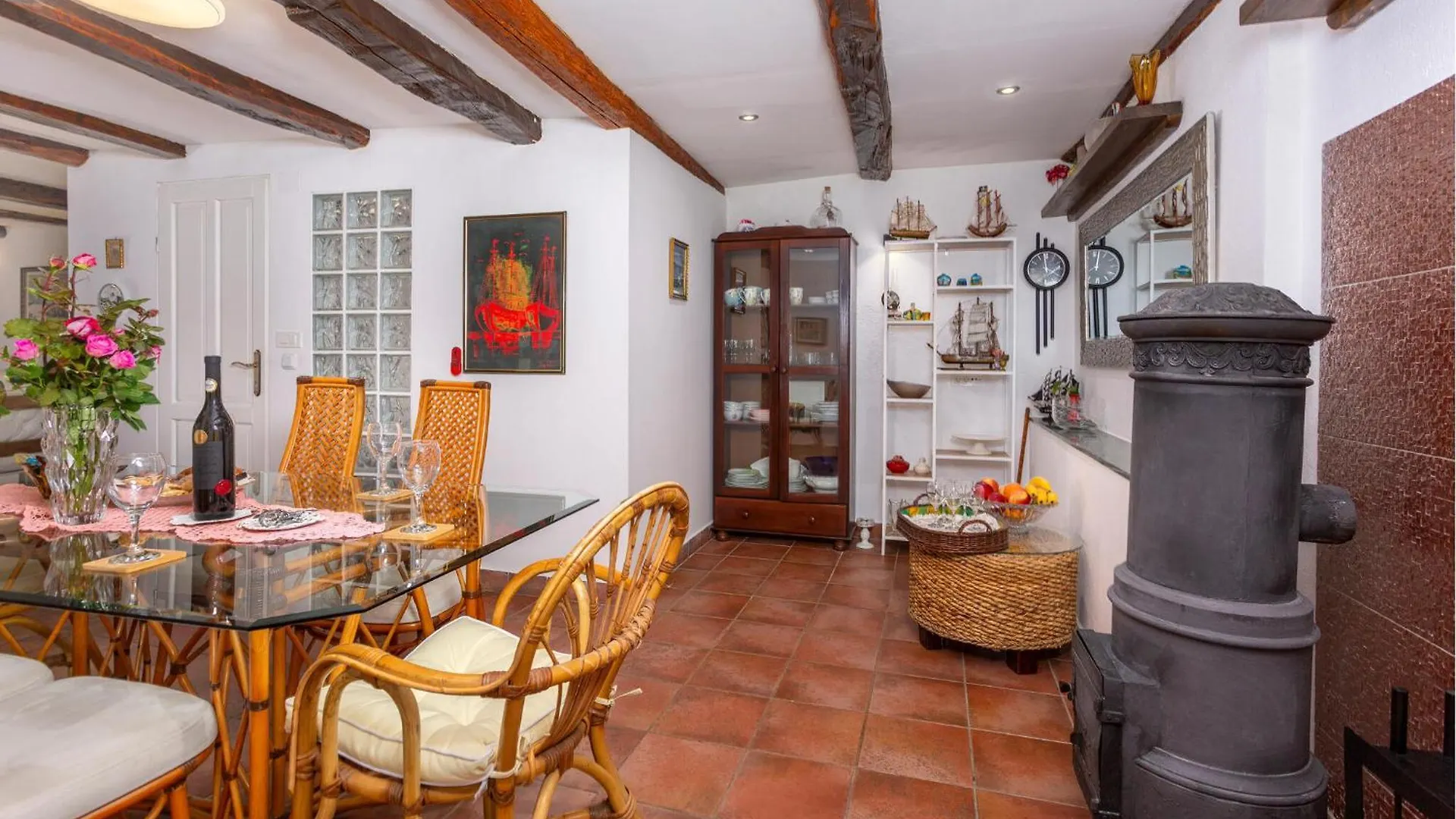 2 Bedroom Beautiful Home In Gornji Lopci Vratnik